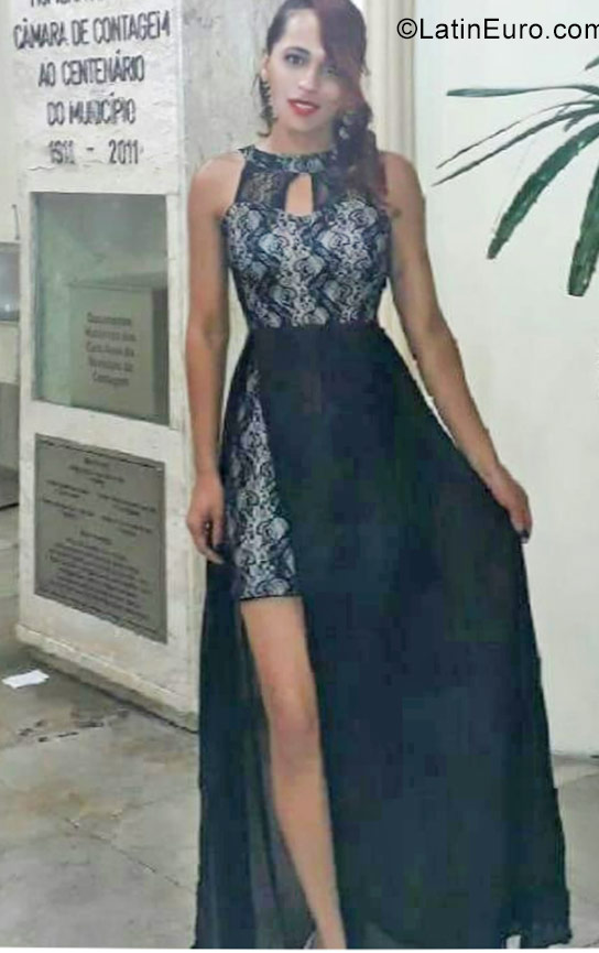 Date this passionate Brazil girl Junia from Belo Horizonte BR10491