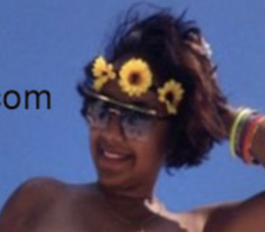 Date this happy Dominican Republic girl Erika from Santo Domingo DO31975