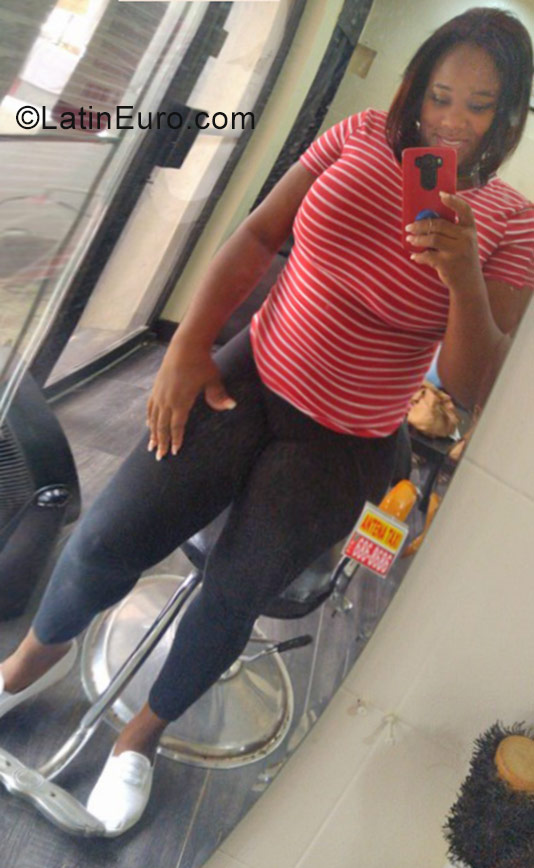 Date this funny Dominican Republic girl Milagros from Santo Domingo DO32023