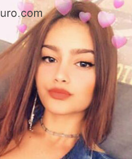 Date this gorgeous Colombia girl Victoria from Medellin CO23657