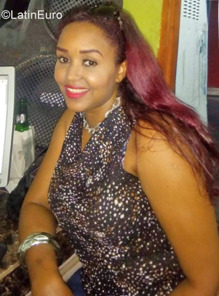 Date this beautiful Dominican Republic girl Gladys from La Romana DO32041