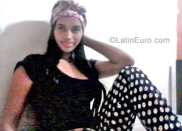 Date this foxy Venezuela girl Yurendy from Ciudad bolivar VE1529