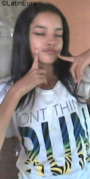 Date this athletic Venezuela girl Camila from Monagas VE1558