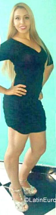 Date this exotic Colombia girl Jessi bueno from Bogota CO23763
