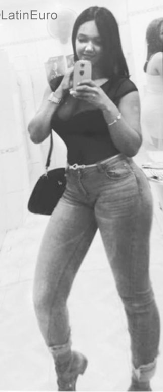 Date this beautiful Dominican Republic girl Jenifer from Santiago DO32218