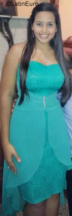 Date this cute Venezuela girl Viannete from Chacao VE1568