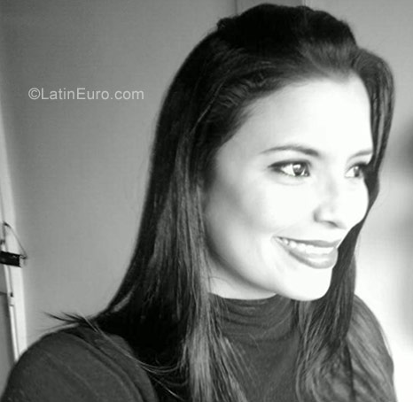 Date this lovely Venezuela girl Daniela from Barinas VE1570