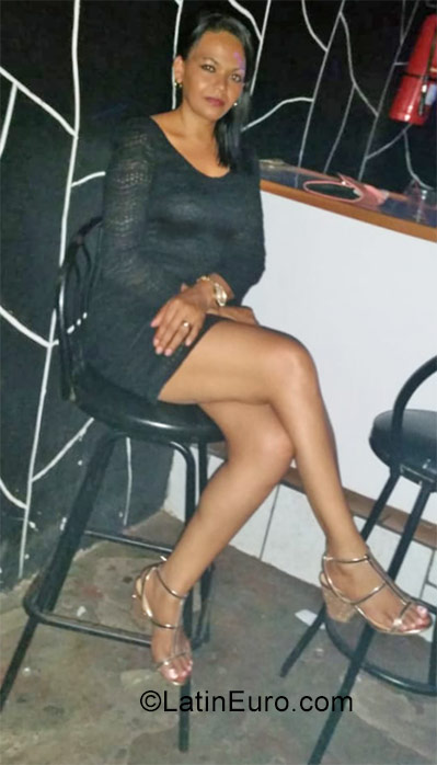 Date this funny Honduras girl Rosa from Trujillo HN2494