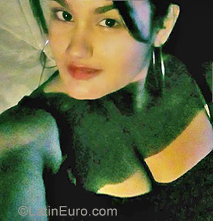 Date this exotic Colombia girl Ineth from Bogota CO23791