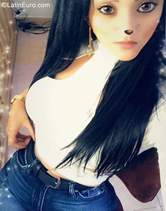 Date this athletic Dominican Republic girl Jenn from Santo Domingo DO32250