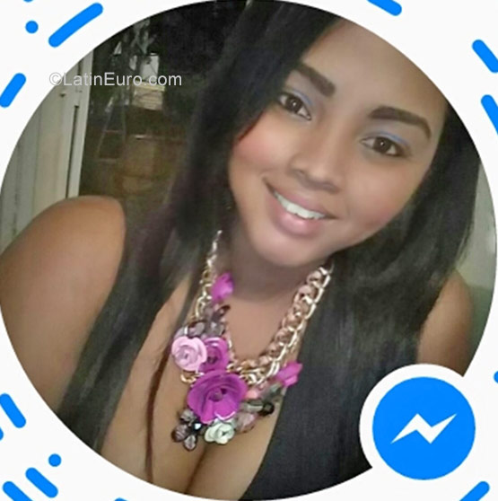 Date this fun Dominican Republic girl Zahira from Puerto Plata DO32289