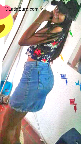 Date this hard body Venezuela girl Nelmer Alejandra from La Victoria VE1608