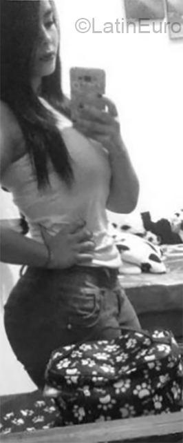 Date this charming Colombia girl Pandita from Medellín CO23860