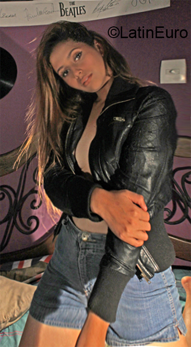 Date this charming Venezuela girl Natalia from Maracaibo VE1617