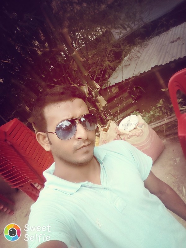 Date this exotic Bangladesh man Rasel from Bangladesh BD84