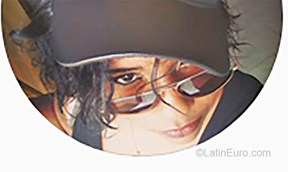 Date this good-looking Dominican Republic girl Giselle from Santo Domingo DO32736