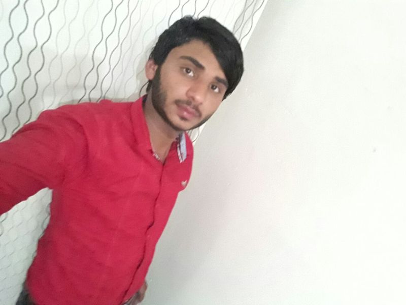 Date this attractive Pakistan man Umii from Sargodha PK171