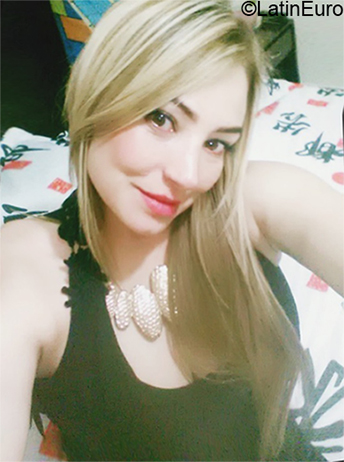 Date this georgeous Colombia girl Victoria echvav from Medellin CO27954