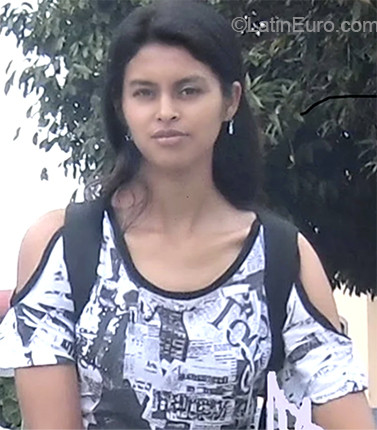 Date this exotic Colombia girl Claudia from Popayan CO24053