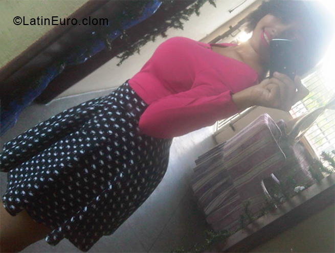 Date this pretty Peru girl Stephanie from Trujillo PE1287