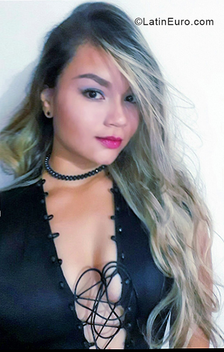 Date this young Colombia girl Alejandra from Villavicencio CO24078