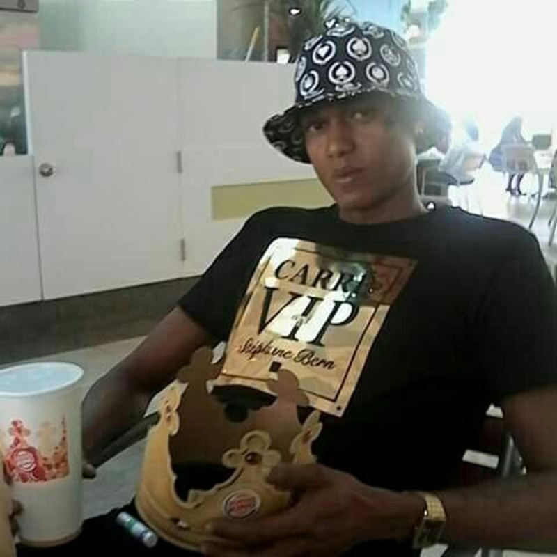 Date this stunning Trinidad and Tobago man Warren from Port Of Spain TT90