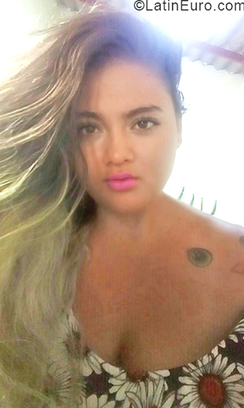 Date this tall Colombia girl Ana Maria from Bogota CO24150