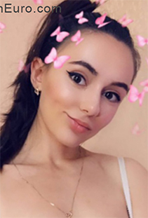 Date this cute Argentina girl Vanessa from Buenos Aires AR147