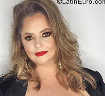 Date this athletic Brazil girl Elaine from Sao Mateus do Sul BR10621