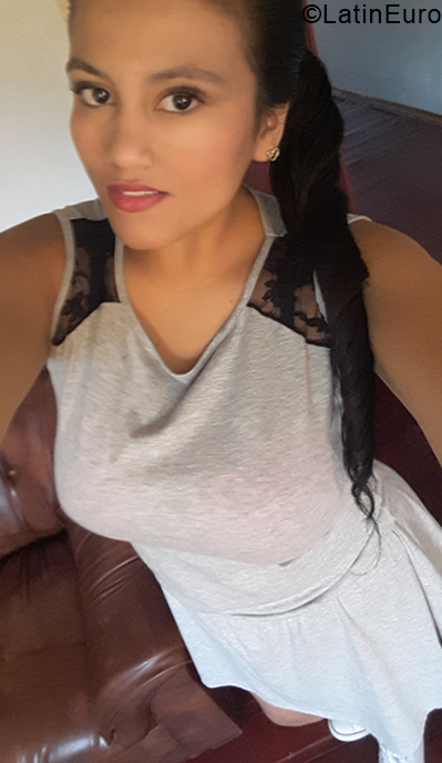 Date this hot Colombia girl Alejandra from Manizales CO24431