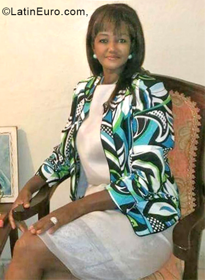 Date this beautiful Dominican Republic girl Dominga from Santo Domingo DO33378