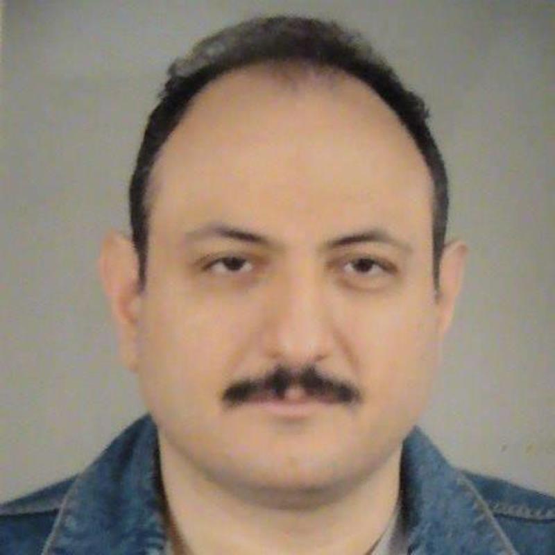 Date this hard body Canada man Petertoma from Montreal CA790