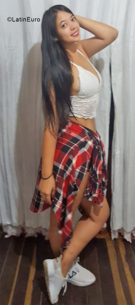 Date this sensual Colombia girl Yuliana from Pereira CO24565