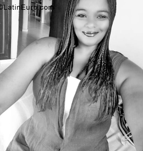 Date this delightful Colombia girl Mary from Valledupar CO24605