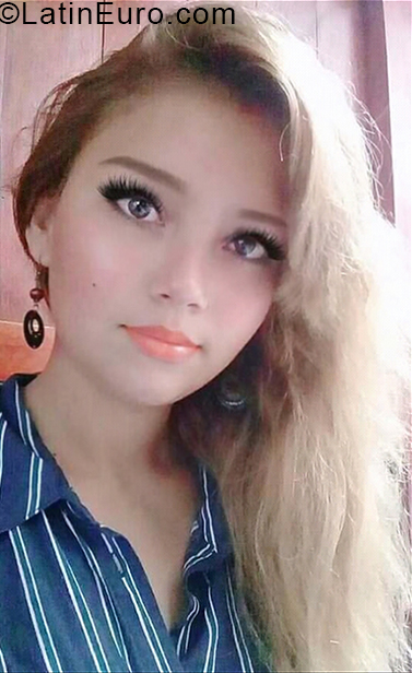 Date this good-looking Peru girl Ema from Trujillo PE1318