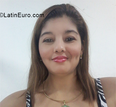 Date this charming Nicaragua girl Darling from  NI215