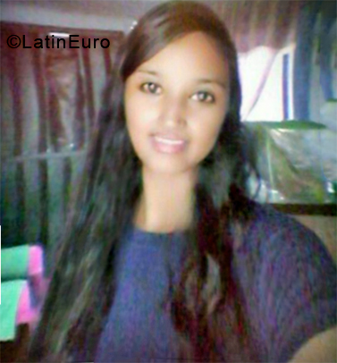 Date this hard body Colombia girl Luisa from El Bagre CO24670