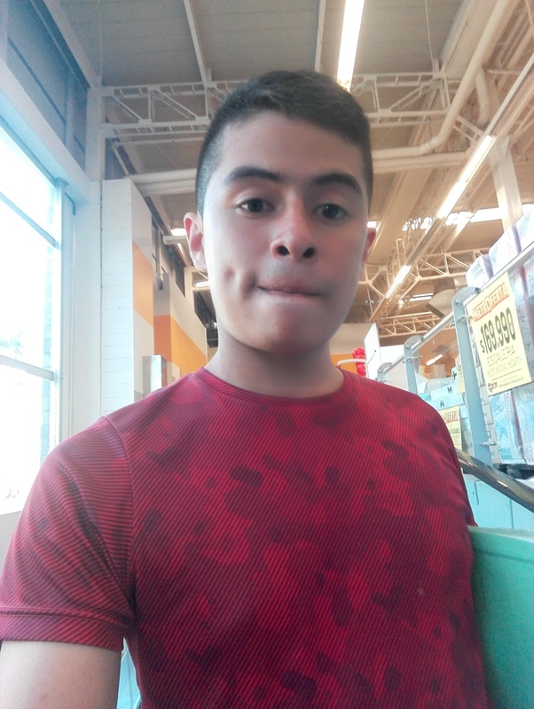 Date this georgeous Colombia man Sergio from Bogota CO24731