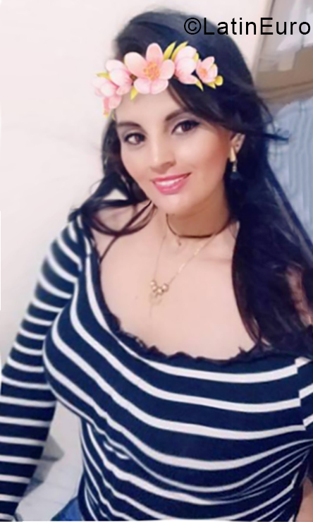 Date this sensual Colombia girl Yina paola mont from Neiva CO24740