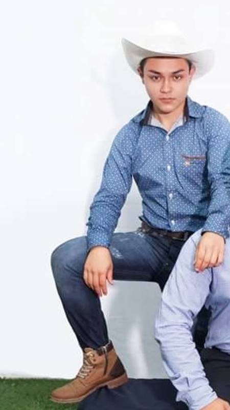 Date this stunning Mexico man Pedro from Puebla MX1618