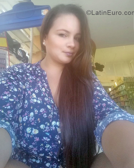 Date this beautiful Colombia girl Diana89 from Ibague CO24752