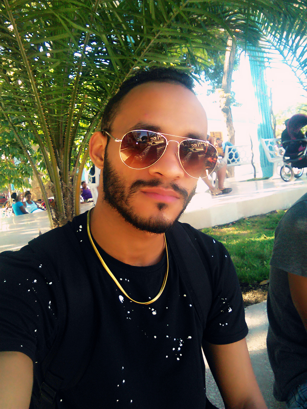 Date this young Cuba man Silv from Guant&aacute;namo CU457