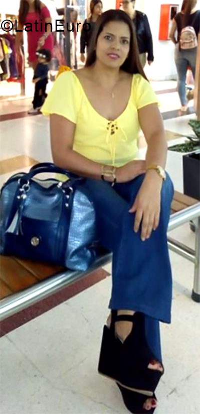 Date this cute Colombia girl Gloria from Medellin CO24817