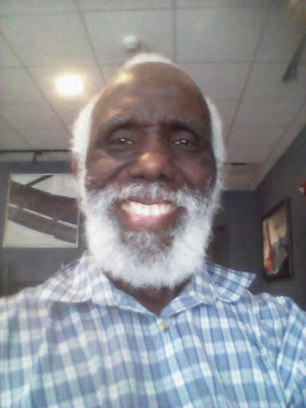 Date this athletic United States man Alexandet from Hines US19764