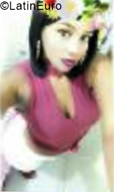 Date this hard body Dominican Republic girl Shana from Santo Domingo DO33975