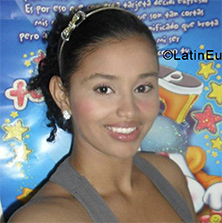 Date this young Colombia girl Mariana from Medellin CO24889