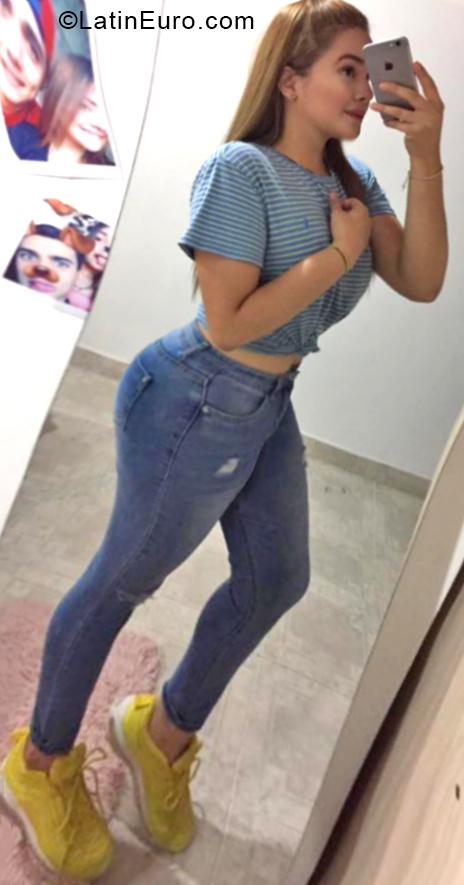 Date this funny Colombia girl Emily from Pereira CO24967