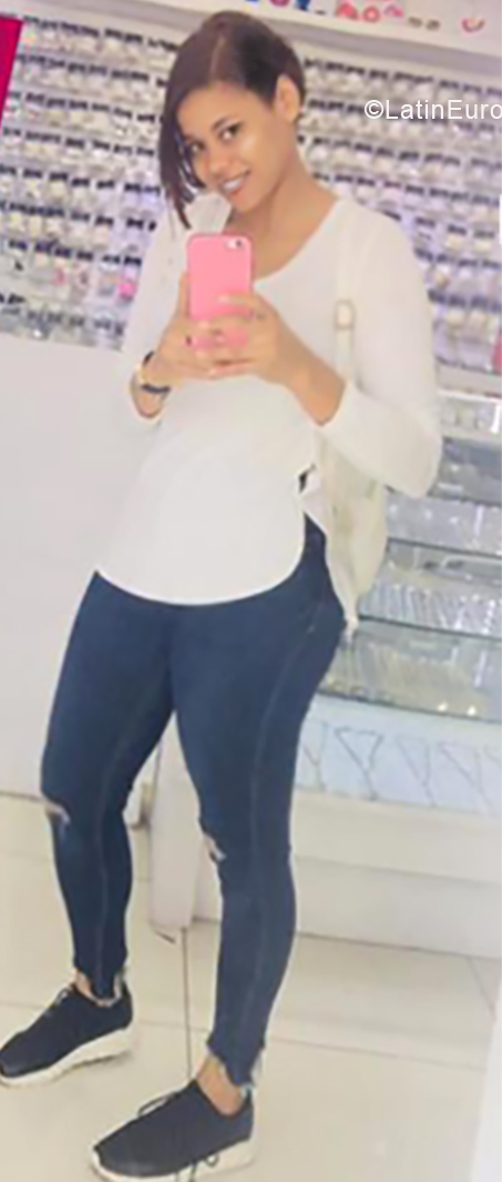 Date this attractive Dominican Republic man Monse from santo domingo DO34276