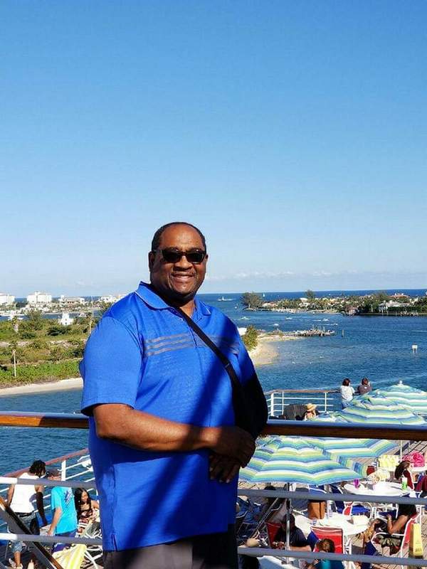 Date this stunning United States man On from Tampa US19844