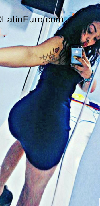 Date this exotic Dominican Republic girl Yisell from Bonao DO34435